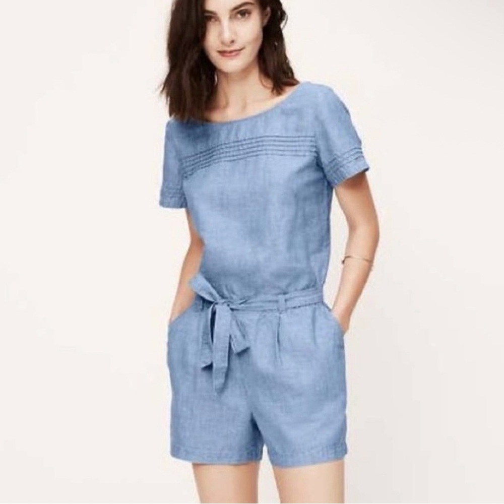 160. LOFT Chambray Romper with Pockets No Belt Sz 6. Excellent Condition!